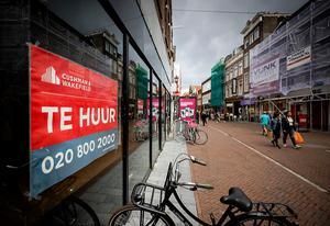 De krimp is voor meer dan de helft toe te schrijven aan de sterk gedaalde consumptie door huishoudens. beeld ANP