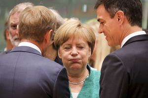Bondskanselier Angela Merkel tijdens een top met de leiders van de Europese Unie. beeld AFP Ludovic Marin
