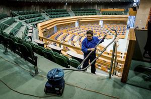 Kamervoorzitter Khadija Arib kondigde vorige week aan dat de Tweede Kamer weer vaker gaat vergaderen. Ook andere onderwerpen dan corona komen op de agenda. beeld ANP, Bart Maat