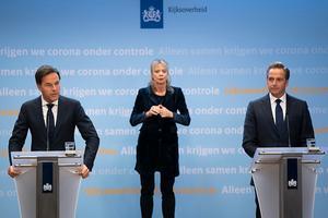 Premier Mark Rutte tijdens de persconferentie. beeld ANP, Bart Maat