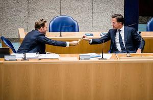 Premier Rutte en minister De Jonge voorafgaand aan het coronadebat. beeld ANP, Bart Maat
