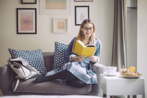 „Diagonaal lezen is geboren uit de nood van de overvloed aan informatie die op iedere bewuste tijdgenoot afkomt.” beeld gettyimages