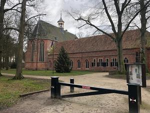 In de middeleeuwen gingen monniken en nonnen het klooster in, waar zij in afzondering van de buitenwereld een „innerlijke wereld" openden. Foto: klooster Ter Apel. beeld RD
