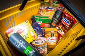 Enkele producten van het was- en levensmiddelenconcern Unilever. beeld ANP, Lex van Lieshout
