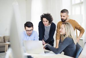 Het bouwen van een bedrijf is een proces van ”trial-and-error”: voordat je weet wat werkt moet er eerst ambitieus worden geëxperimenteerd. beeld iStock