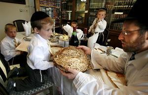 De Joden stellen op seideravond, in de aanloop naar Pesach, een heel mooie en ontdekkende vraag: waarin verschilt deze avond van alle andere avonden? beeld