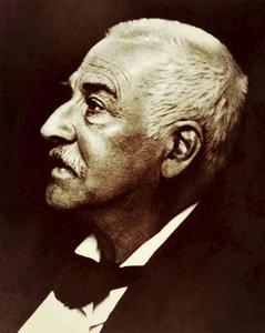 Jacob Burckhardt (1818-1897) was een Zwitsers cultuur- en kunsthistoricus. Portret van Jacob Burckhardt uit 1892. beed Wikimedia