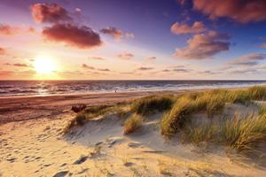 ”Duinbrand” speelt zich af rond de duinen van Zeewijk, een fictief dorp dat aan Katwijk aan Zee doet denken. beeld iStock
