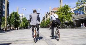 Met de nieuwe regeling wordt de nieuwwaarde van de fiets leidend. Dat scheelt het nodige administratiewerk: gereden privékilometers hoeven niet meer te worden bijgehouden. beeld iStock.
