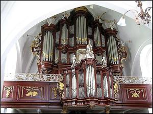 Het Hinszorgel in Uithuizermeeden. beeld Wikimedia/Dennis Wubs