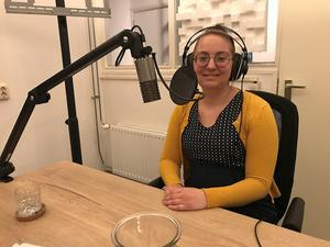 Henrieke Hoogendijk in de podcaststudio. beeld RD