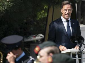 Premier Mark Rutte hield zaterdag een toespraak bij het Indisch Monument tijdens de nationale herdenking van het einde van de Tweede Wereldoorlog in voormalig Nederlands-Indie. Het is die dag precies 75 jaar geleden dat Japan capituleerde. Dat betekende tegelijkertijd de bevrijding voor het hele Koninkrijk der Nederlanden. beeld ANP, Jerry Lampen