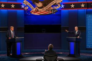 Trump (l.) en Biden tijdens het eerste presidentiële debat. beeld AFP, Jim Watson
