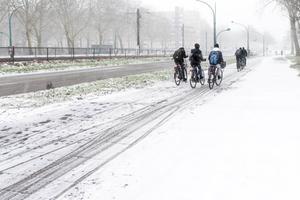„Leerlingen moeten leren hun plek in te nemen, met mededeelzaamheid voor onze medemens en de schepping, en erkennen dat ze niet ván maar wel ín deze wereld zijn.” beeld iStock