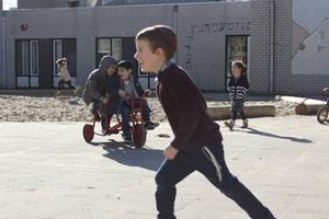 Het orthodoxe-joodse Cheider is verbaasd dat ze niet genoeg zou doen om de problemen op de school op te lossen. beeld RD.
