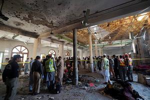 De koranschool in Peshawar na de aanslag. beeld AFP, Abdul MAJEED