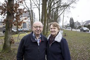 Gerrit en Janna Jansen uit Rijssen zijn ”grêûts” op hun dialect. beeld RD, Anton Dommerholt