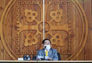 Lee Man-hee, leider van de Shincheonji-kerk, biedt excuses aan voor de rol van de kerk in de verspreiding van het virus. beeld AFP