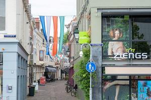 Winkelstraat in Leeuwarden. beeld Sjaak Verboom