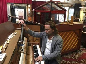 Dirigent en pianist Jacob Schenk. beeld RD