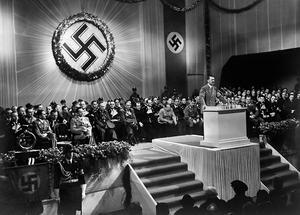 „De bevrijding van nazi-Duitsland was niet minder dan de verlossing van een antichriste-lijke macht. Een macht die taal als een belangrijk wapen hanteerde.” beeld AFP