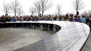 Foto: Het Joods Kindermonument Rotterdam herdenkt de 686 Joodse kinderen van één maand tot 13 jaar die tijdens de Duitse bezetting uit Rotterdam werden omgebracht.  beeld ANP, BAS Czerwinski