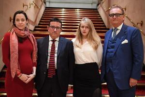 Politici die deze week uit de Brexit Party zijn gestapt dan wel gezet, v.l.n.r.: Annunziata Rees Mogg, Lance Forman, Lucy Harris en John Longworth. beeld AFP, Daniel Leal-Olivas