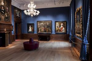 „Wanneer gij dan vol bewondering voor die betimmering stil staat”, denk dan aan de slavernij, schreef de kleinzoon van een slaaf over het Mauritshuis. Het museum laat onderzoek doen naar de stichter van het pand. beeld Mauritshuis