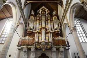 Het hoofdorgel in de Oude Kerk in Amsterdam. beeld Maarten Nauw