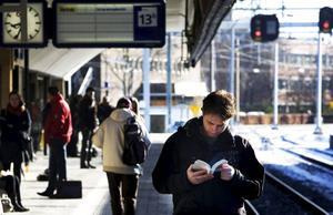 Als doorsnee van de Nederlandse boekenmarkt geven de nominaties voor de NS Publieksprijs geen eenduidig beeld van waar lezers heden ten dage voor vallen. beeld ANP, Robin Utrecht