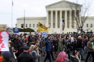 „Men mag er wel van uitgaan dat het voorkomen van pijn bij ongeboren kinderen bij iedere partij binnen het abortusdebat hoog op de agenda staat.” Foto: op 24 januari werd in Washington de jaarlijkse March For Life gehouden. beeld AFP, Roberto Schmidt
