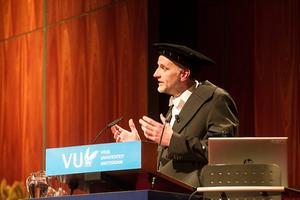 Prof. dr. H. van den Belt bij de officiële aanvaarding van zijn functie als hoogleraar systematische theologie aan de Vrije Universiteit (VU) Amsterdam, in juni 2019. beeld RD, Anton Dommerholt