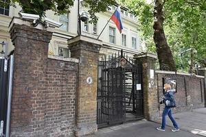 De Russische ambassade in Londen. beeld AFP