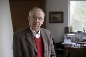 Dr. A. H. M. Kerkhoff: „Kerken kunnen een stimulerende rol vervullen bij het oplossen van problemen waarbij tegenstrijdige belangen een rol spelen.”  beeld RD, Anton Dommerholt