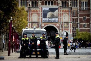 Zijn christenen niet te veel hun vertrouwen op de macht van partijen en overheden gaan vestigen als het gaat om het creëren van een veilige samenleving? beeld ANP, Robin van Lonkhuijsen