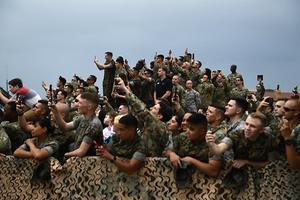 Amerikaanse militairen in Zuid-Korea tijdens een bezoek van Donald Trump in juni 2019. beeld AFP