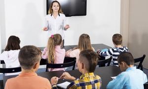 „Leerlingen worden niet wijs door te luisteren naar zichzelf, maar door te luisteren naar een ander.” beeld iStock
